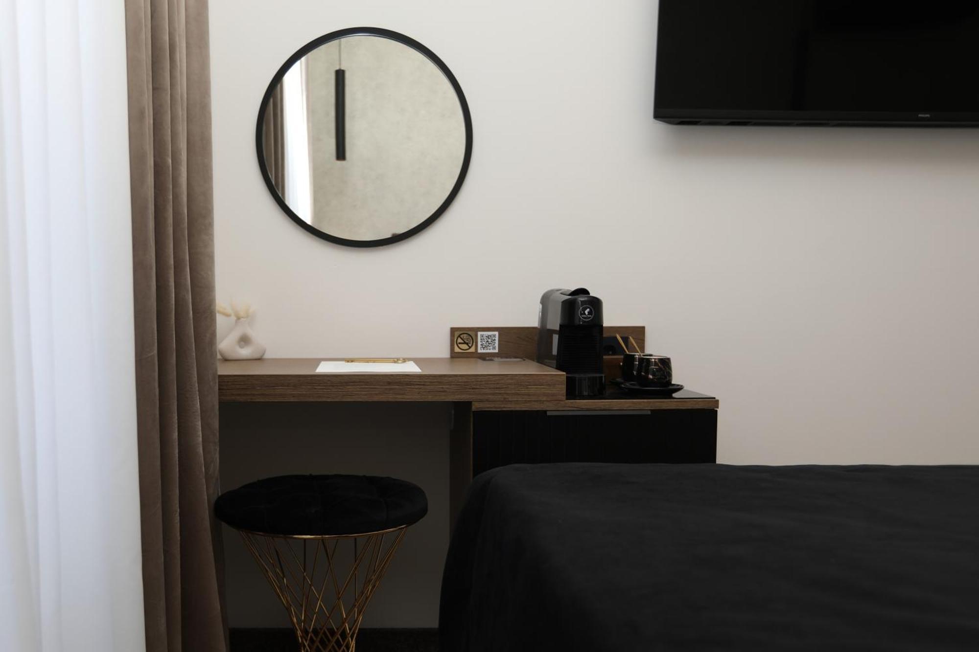 Ma Pe Luxury Rooms Split Bilik gambar