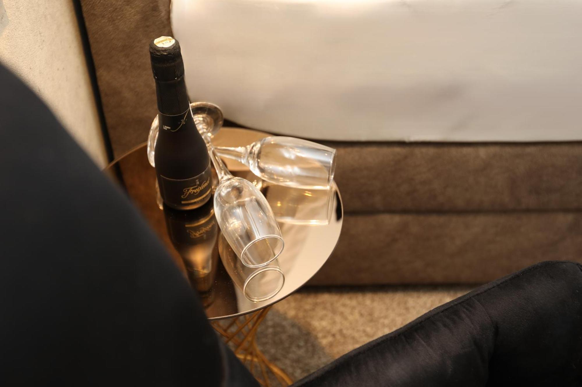 Ma Pe Luxury Rooms Split Bilik gambar