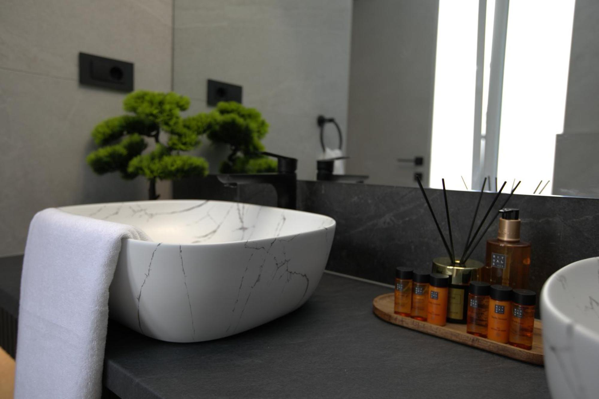 Ma Pe Luxury Rooms Split Bilik gambar